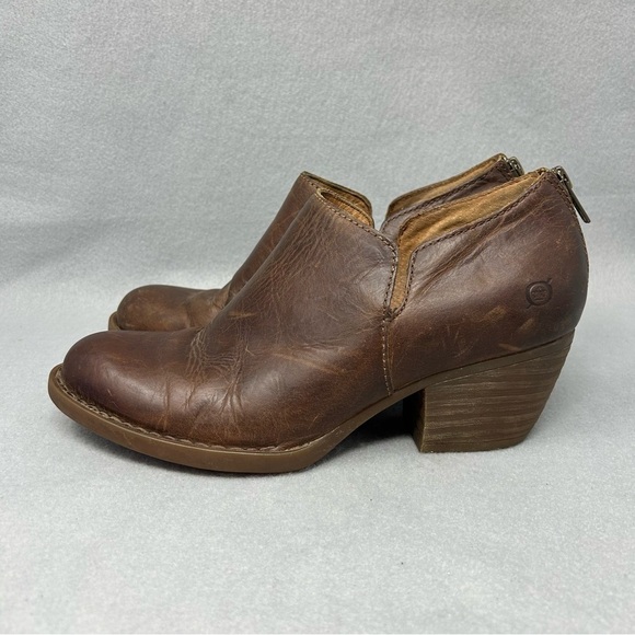 BORN Boots Womens 9.5 M Ankle Booties Brown Leather Block Heels F14206 - Picture 3 of 13